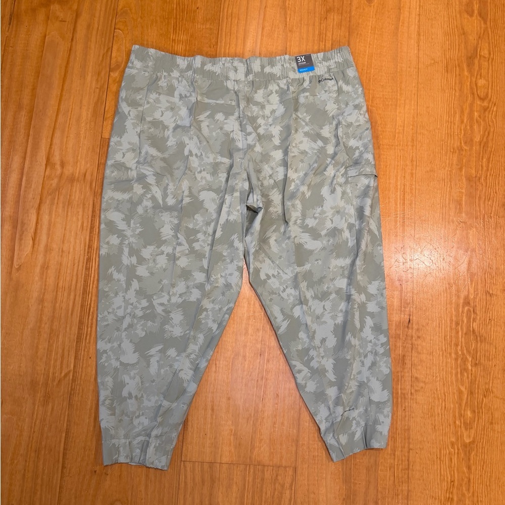 NWT Columbia Lightweight Jogger Pants